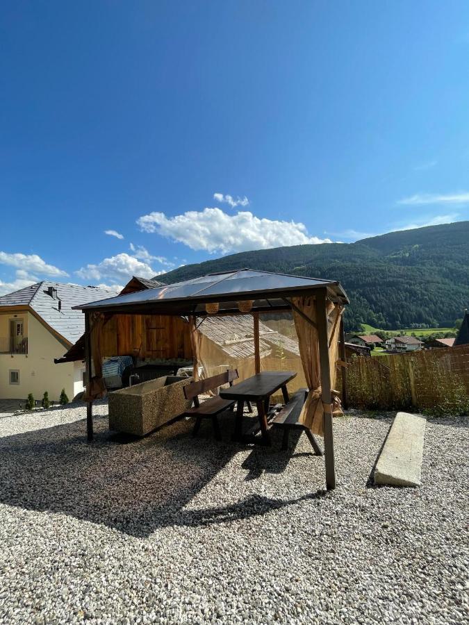 Apartments, Guest House & Historic Chalet Neuhaus San Sigismondo Екстериор снимка