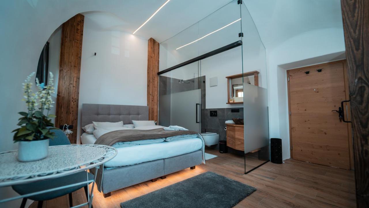 Apartments, Guest House & Historic Chalet Neuhaus San Sigismondo Екстериор снимка