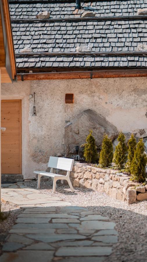 Apartments, Guest House & Historic Chalet Neuhaus San Sigismondo Екстериор снимка